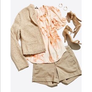 Ann Taylor NWT khaki shorts